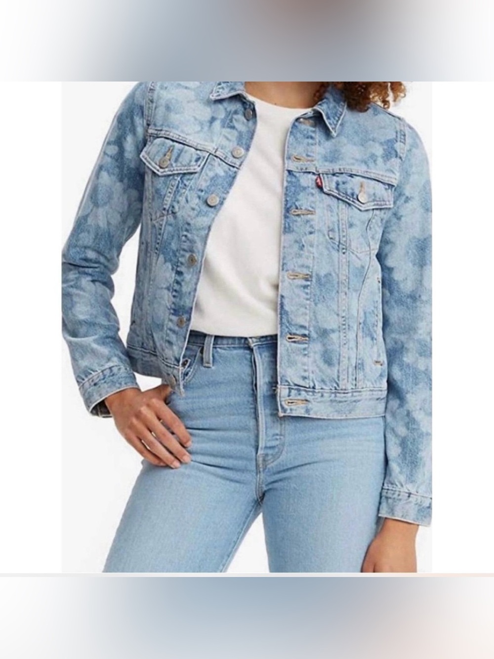 Levi’s NWT Women’s Denim Original Trucker Style Jean Jacket Floral Design Size S